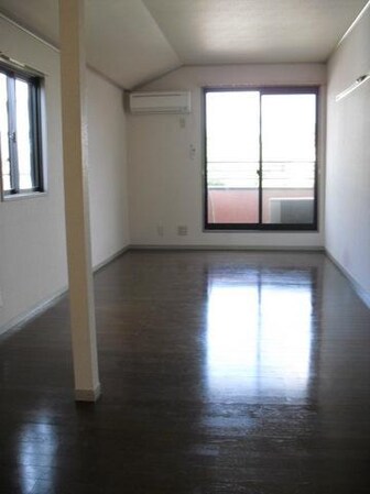 オーセンティックの物件内観写真